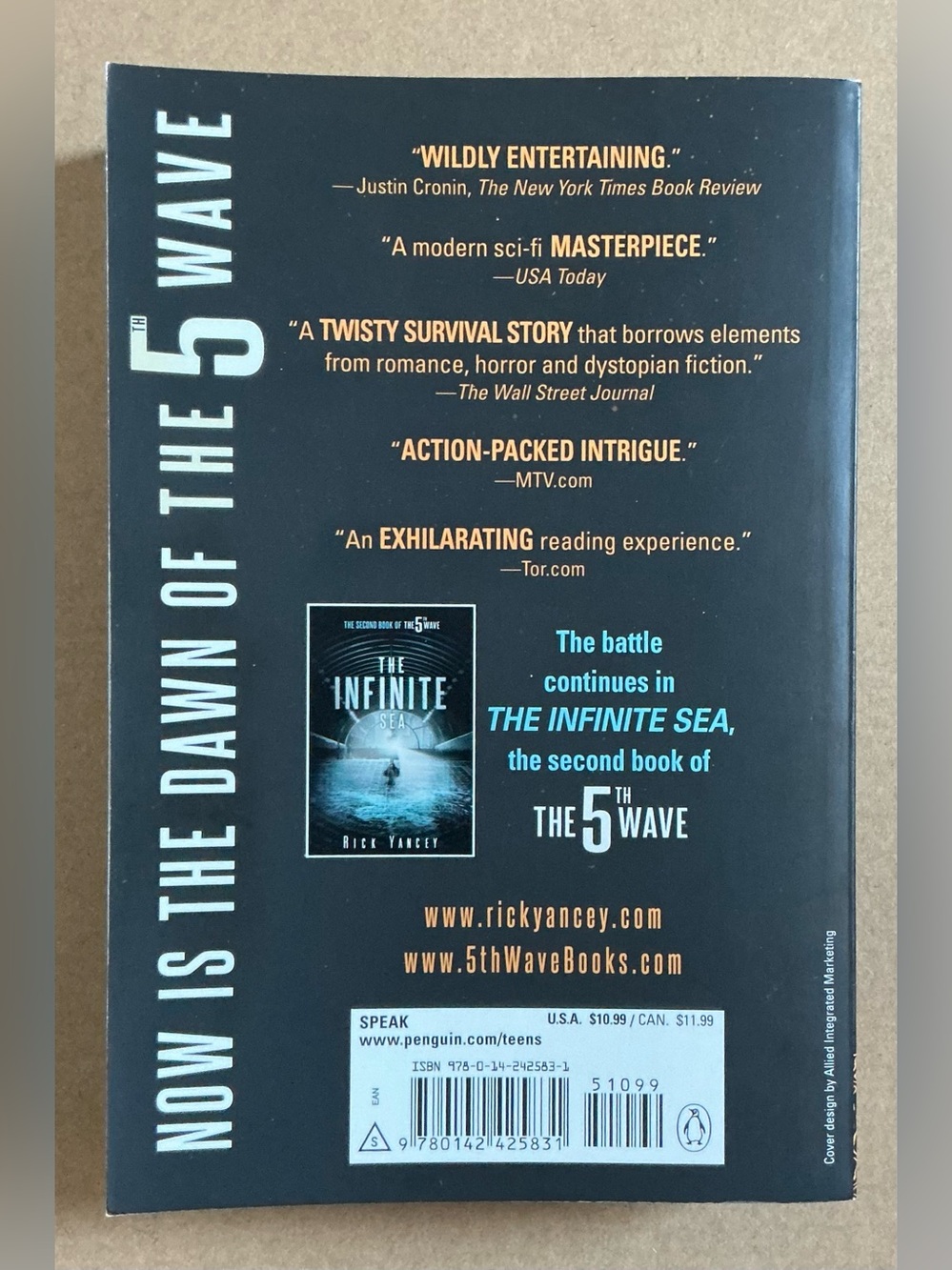 2/$15 | 3/$25 The 5th Wave - Rick Yancy - Picture 2 of 5